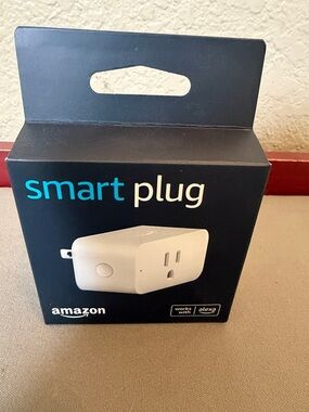 Amazon Smart Plug - White and Black Box